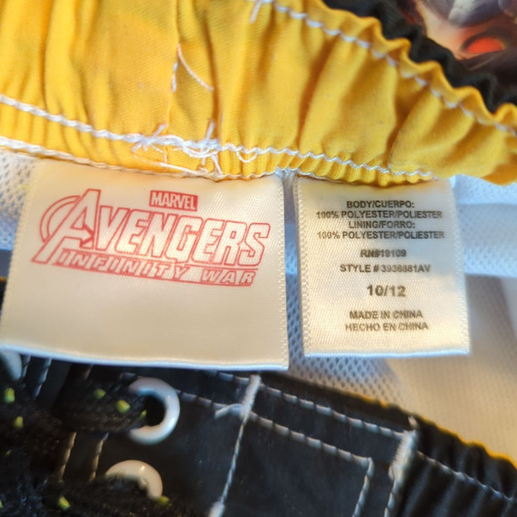 MARVEL Avengers Swim Trunks Boys Large 10/12 Summer Beach Pool - Picture 9 of 9